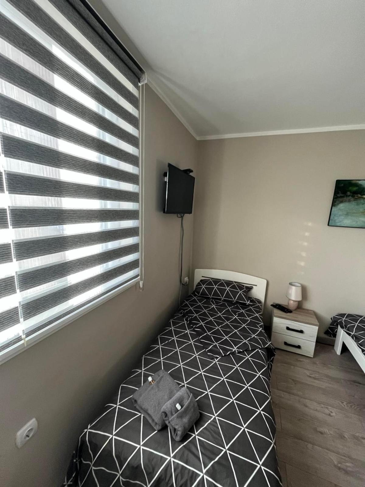 Apartman Petrov Donji Milanovac Exteriér fotografie